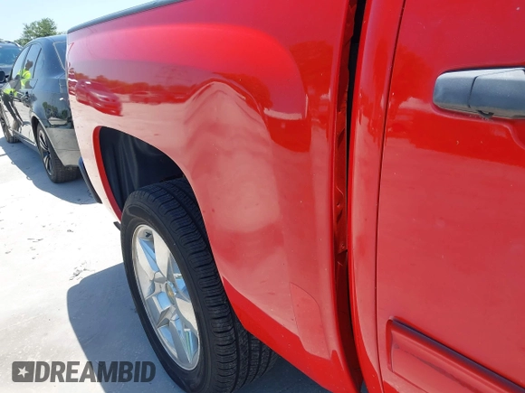 2011 Chevrolet Silverado 1500 LT with VIN 3GCPCSE05BG360096, listed as a IAAI auction lot 42286136 with 208,072 mi miles and . Bid and sale history available at DreamBid. Image 12.