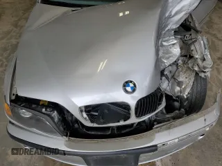 2003 BMW 3 Series 325i with VIN WBAET37413NJ29666, listed as a Copart auction lot 53637505 with 0 mi miles and Non Repairable. Bid and sale history available at carsss.com. Image 11.