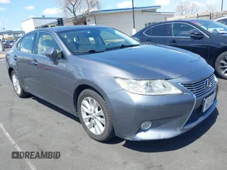 2013 Lexus ES 300h with VIN JTHBW1GG0D2020225, listed as a IAAI auction lot 41949955 with 100,052 mi miles and . Bid and sale history available at DreamBid. Image 1.
