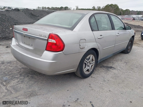 2007 Chevrolet Malibu LS w/2FL with VIN 1G1ZS58N87F290017, listed as a IAAI auction lot 41513640 with 202,007 mi miles. Bid and sale history available at carsss.com. Image 4.