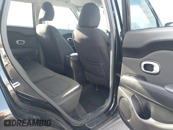 2014 Kia Soul with VIN KNDJN2A26E7738255, listed as a IAAI auction lot 41725488 with 126,222 mi miles. Bid and sale history available at carsss.com. Image 8.