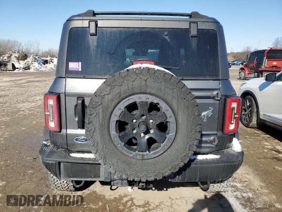 2022 Ford Bronco with VIN 1FMDE5CP1NLB49365, listed as a Copart auction lot 44935985 with 44,270 mi miles and Salvage title. Bid and sale history available at DreamBid. Image 6.