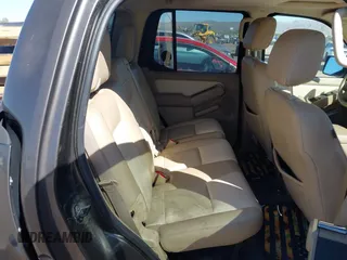 2007 Ford Explorer Sport Trac Limited with VIN 1FMEU33K07UA56592, listed as a IAAI auction lot 42555096 with 280,035 mi miles and . Bid and sale history available at DreamBid. Image 5.