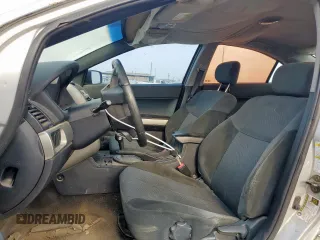 2005 Mitsubishi Galant ES z VIN 4A3AB36F35E052578, wystawiony jako Copart lot #54779195 z przebiegiem 333 528 mil mil oraz Szkoda całkowita • Salvage title. Historia ofert i sprzedaży dostępna na DreamBid. Obrazek 7.