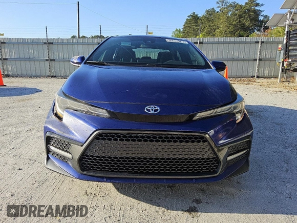 2020 Toyota Corolla SE with VIN 5YFS4RCE2LP047243, listed as a Copart auction lot 52650135 with 136,542 mi miles and Clean Title. Bid and sale history available at DreamBid. Image 5.