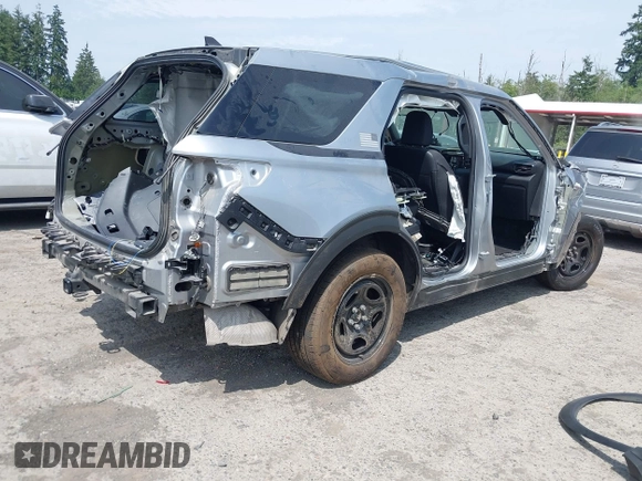 2021 Ford Police Interceptor с VIN 1FM5K8AC0MNA15870, выставлен на аукционе IAAI как лот 42517357 с пробегом Не указан миль и . История ставок и продаж доступна на DreamBid. Изображение 4.