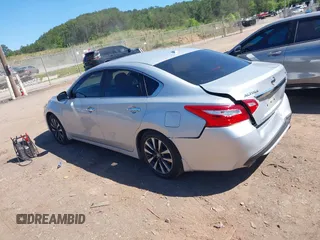 2017 Nissan Altima 2.5 SV with VIN 1N4AL3APXHC262634, listed as a IAAI auction lot 39251600 with 193,110 mi miles. Bid and sale history available at carsss.com. Image 3.