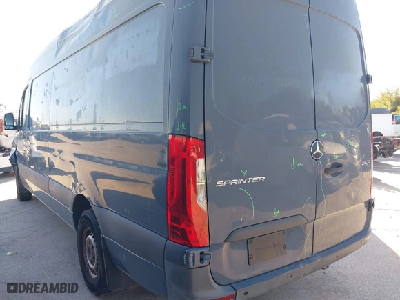 2019 Mercedes-Benz Sprinter Cargo Van with VIN WD4PF1CD7KP128348, listed as a IAAI auction lot 40745607 with 104,971 mi miles. Bid and sale history available at carsss.com. Image 3.