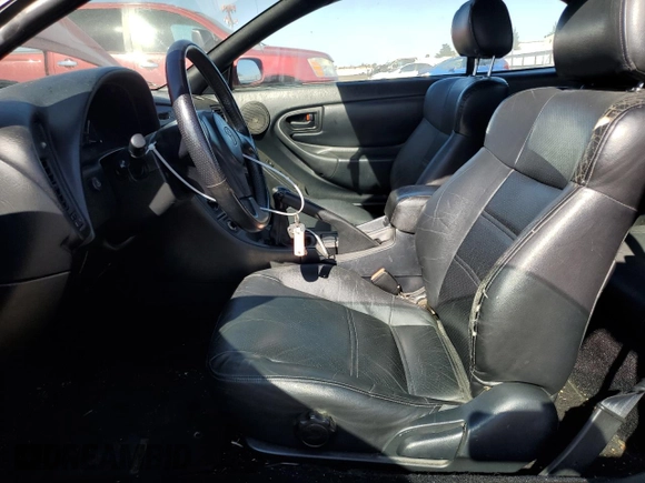 1998 Toyota Celica GT z VIN JT5FG02T8W0050632, wystawiony jako Copart lot #79360124 z przebiegiem 87 293 mil mil oraz Czysty tytuł • Clean title. Historia ofert i sprzedaży dostępna na DreamBid. Obrazek 7.