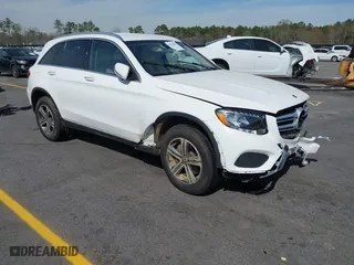 2019 Mercedes-Benz GLC with VIN WDC0G4JB3KV150851, listed as a IAAI auction lot 41835987 with 1 mi miles. Bid and sale history available at carsss.com. Image 1.