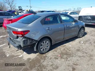 2021 Kia Rio LX with VIN 3KPA24AD5ME372745, listed as a IAAI auction lot 41633392 with 72,523 mi miles. Bid and sale history available at carsss.com. Image 4.