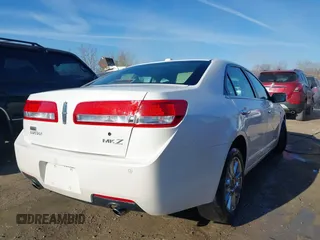 2011 Lincoln MKZ with VIN 3LNHL2GC2BR763917, listed as a IAAI auction lot 41892423 with 119,098 mi miles. Bid and sale history available at carsss.com. Image 4.