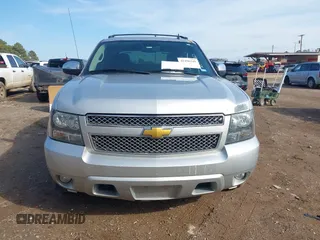2013 Chevrolet Avalanche LS with VIN 3GNMCEE02DG207190, listed as a IAAI auction lot 41396345 with 223,378 mi miles and . Bid and sale history available at DreamBid. Image 6.