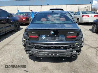 2022 BMW 3 Series 330i xDrive z VIN 3MW5R7J04N8C48281, wystawiony jako Copart lot #53511495 z przebiegiem 24 542 mil mil oraz Czysty tytuł • Clean title. Historia ofert i sprzedaży dostępna na DreamBid. Obrazek 6.