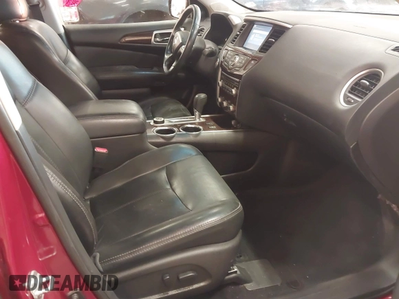 2016 Nissan Pathfinder Platinum z VIN 5N1AR2MM1GC617754, wystawiony jako IAAI lot #41387899 z przebiegiem 105 936 mil mil oraz . Historia ofert i sprzedaży dostępna na DreamBid. Obrazek 5.