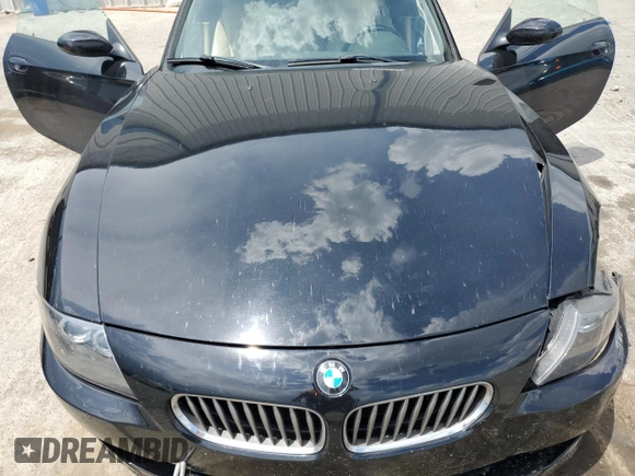 2008 BMW Z4 3.0si with VIN 4USBU53528LX85630, listed as a Copart auction lot 61742225 with 187,180 mi miles and Salvage title. Bid and sale history available at DreamBid. Image 11.