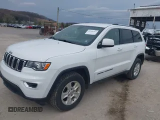 2017 Jeep Grand Cherokee Laredo with VIN 1C4RJFAG2HC605182, listed as a IAAI auction lot 41926247 with 131,474 mi miles. Bid and sale history available at carsss.com. Image 18.