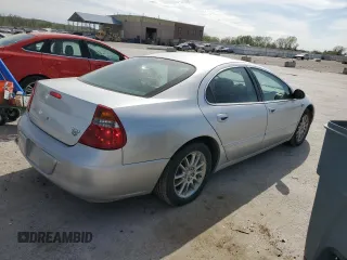 2001 Chrysler 300M M z VIN 2C3AE66G01H677497, wystawiony jako Copart lot #52081295 z przebiegiem 101 662 mil mil oraz Szkoda całkowita • Salvage title. Historia ofert i sprzedaży dostępna na DreamBid. Obrazek 3.