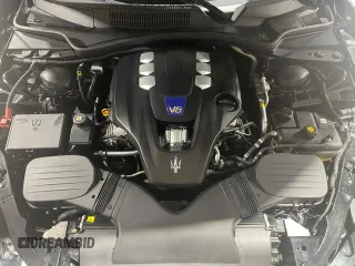2014 Maserati Ghibli S Q4 z VIN ZAM57RTA9E1112724, wystawiony jako Copart lot #73739204 z przebiegiem 45 525 mil mil oraz Szkoda całkowita • Salvage title. Historia ofert i sprzedaży dostępna na DreamBid. Obrazek 7.
