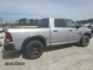 2024 Ram 1500 Warlock z VIN 1C6RR7LGXRS125143, wystawiony jako Copart lot #46033265 z przebiegiem 26 205 mil mil oraz Czysty tytuł • Clean title. Historia ofert i sprzedaży dostępna na DreamBid. Obrazek 3.