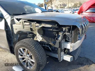 2019 Jeep Cherokee Altitude с VIN 1C4PJMLB4KD113512, выставлен на аукционе IAAI как лот 41620815 с пробегом 53 182 миль миль и . История ставок и продаж доступна на DreamBid. Изображение 6.