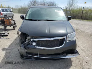 2013 Chrysler Town & Country Touring with VIN 2C4RC1BG2DR653276, listed as a Copart auction lot 53398195 with 149,844 mi miles and Salvage Title. Bid and sale history available at DreamBid. Image 5.