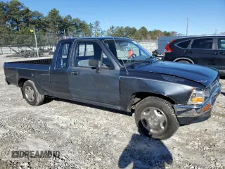 1993 Toyota Pickup DLX z VIN JT4RN93P7P5080335, wystawiony jako Copart lot #84757234 z przebiegiem 162 290 mil mil oraz Szkoda całkowita • Salvage title. Historia ofert i sprzedaży dostępna na DreamBid. Obrazek 4.