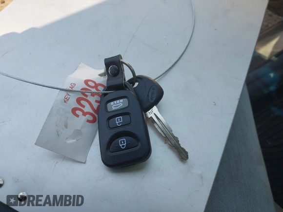 2016 Hyundai Elantra SE with VIN 5NPDH4AE6GH718578, listed as a IAAI auction lot 42680861 with 103,186 mi miles and . Bid and sale history available at DreamBid. Image 11.