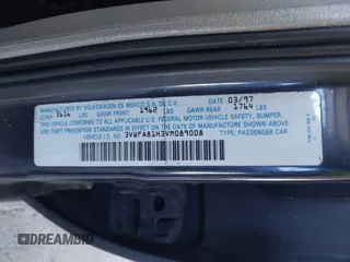 1997 Volkswagen Golf z VIN 3VWFA81H3VM089008, wystawiony jako IAAI lot #41821504 z przebiegiem 118 715 mil mil oraz . Historia ofert i sprzedaży dostępna na DreamBid. Obrazek 9.