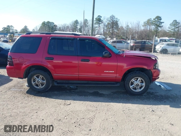 2004 Ford Explorer XLT z VIN 1FMZU73K94UA17150, wystawiony jako IAAI lot #41779771 z przebiegiem 319 144 mil mil oraz . Historia ofert i sprzedaży dostępna na DreamBid. Obrazek 14.
