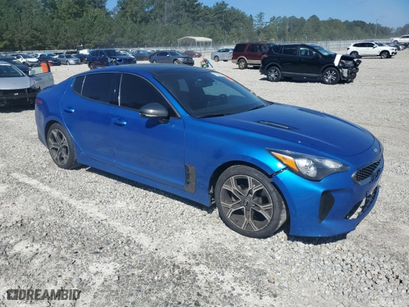 2020 Kia Stinger GT-Line with VIN KNAE15LA1L6076975, listed as a Copart auction lot 73824204 with 61,720 mi miles and Salvage Title. Bid and sale history available at carsss.com. Image 4.