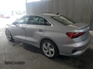 2024 Audi A3 Premium z VIN WAUAUDGY2RA127557, wystawiony jako Copart lot #58738645 z przebiegiem 18 581 mil mil oraz Tytuł czysty. Historia ofert i sprzedaży dostępna na DreamBid. Obrazek 2.