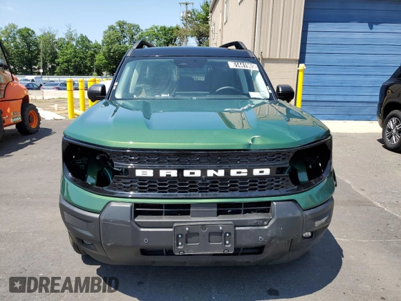 2025 Ford Bronco Sport Outer Banks with VIN 3FMCR9CN8SRE46846, listed as a Copart auction lot 61441965 with 1,867 mi miles and Clean title. Bid and sale history available at DreamBid. Image 5.