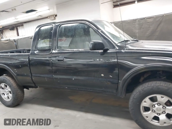 1999 Toyota Tacoma PreRunner with VIN 4TASM92N5XZ544392, listed as a IAAI auction lot 42597643 with 323,364 mi miles and . Bid and sale history available at DreamBid. Image 13.