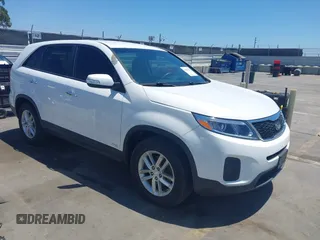 2015 Kia Sorento LX with VIN 5XYKTCA61FG650110, listed as a IAAI auction lot 42827273 with 106,098 mi miles and . Bid and sale history available at DreamBid. Image 1.