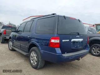 2008 Ford Expedition SSV with VIN 1FMFU15528LA85955, listed as a IAAI auction lot 41694262 with 194,572 mi miles. Bid and sale history available at carsss.com. Image 3.