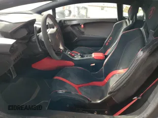 2022 Lamborghini Huracan z VIN ZHWUA6ZX0NLA18998, wystawiony jako Copart lot #87111104 z przebiegiem Nie podano mil oraz Nie do naprawy. Historia ofert i sprzedaży dostępna na DreamBid. Obrazek 7.
