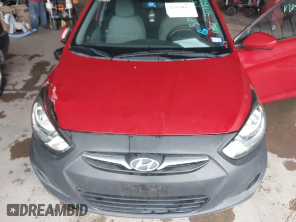 2013 Hyundai Accent GS z VIN KMHCT5AE1DU118161, wystawiony jako IAAI lot #42470062 z przebiegiem 161 903 mil mil oraz . Historia ofert i sprzedaży dostępna na DreamBid. Obrazek 6.