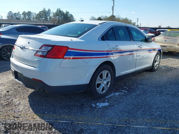 2015 Ford Police Interceptor с VIN 1FAHP2MK8FG121127, выставлен на аукционе IAAI как лот 41351136 с пробегом 176 782 миль миль и . История ставок и продаж доступна на DreamBid. Изображение 4.