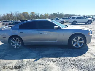 2014 Dodge Charger SXT with VIN 2C3CDXHG6EH166994, listed as a IAAI auction lot 41801739 with 163,314 mi miles. Bid and sale history available at carsss.com. Image 13.