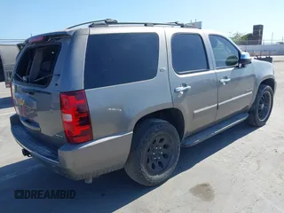 2012 Chevrolet Tahoe LTZ с VIN 1GNSCCE08CR297245, выставлен на аукционе IAAI как лот 40194964 с пробегом 117 007 миль миль и . История ставок и продаж доступна на DreamBid. Изображение 4.