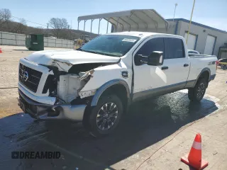 2018 Nissan Titan XD SV with VIN 1N6AA1F48JN520904, listed as a Copart auction lot 46835935 with 199,672 mi miles and Salvage Title. Bid and sale history available at carsss.com. Image 1.