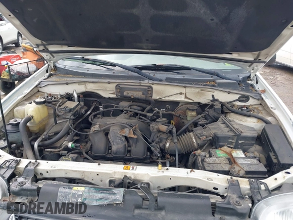2003 Ford Escape XLT Popular 2 with VIN 1FMYU93193KC06499, listed as a IAAI auction lot 42192640 with 180,095 mi miles and . Bid and sale history available at DreamBid. Image 10.