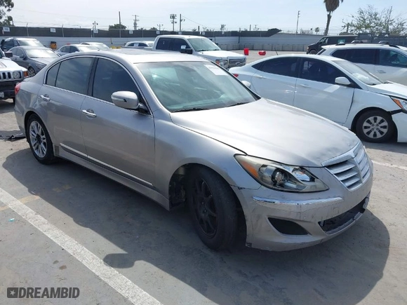 2012 Hyundai Genesis 5.0L with VIN KMHGC4DH4CU185501, listed as a IAAI auction lot 41939420 with 146,409 mi miles. Bid and sale history available at carsss.com. Image 1.