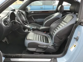 2014 Volkswagen Beetle Turbo R-Line with VIN 3VWVT7AT5EM635862, listed as a Copart auction lot 43500865 with 58,412 mi miles and Salvage Title. Bid and sale history available at DreamBid. Image 7.