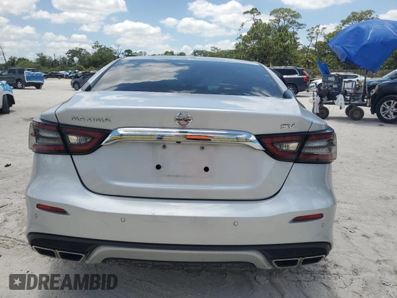 2022 Nissan Maxima SV z VIN 1N4AA6CVXNC503803, wystawiony jako Copart lot #57874325 z przebiegiem 51 426 mil mil oraz Nie do naprawy • Non repairable. Historia ofert i sprzedaży dostępna na DreamBid. Obrazek 6.