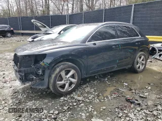 2020 Audi Q3 Premium z VIN WA1AECF30L1025756, wystawiony jako Copart lot #50295125 z przebiegiem 77 389 mil mil oraz Szkoda całkowita • Salvage title. Historia ofert i sprzedaży dostępna na DreamBid. Obrazek 1.