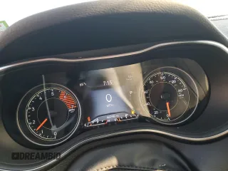 2020 Jeep Cherokee Limited z VIN 1C4PJMDN3LD549603, wystawiony jako Copart lot #60428285 z przebiegiem 46 998 mil mil oraz Szkoda całkowita • Salvage title. Historia ofert i sprzedaży dostępna na DreamBid. Obrazek 9.