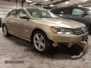 2015 Volkswagen Passat 2.0L TDI SEL Premium with VIN 1VWCV7A33FC030629, listed as a IAAI auction lot 41611415 with 121,396 mi miles. Bid and sale history available at carsss.com. Image 1.