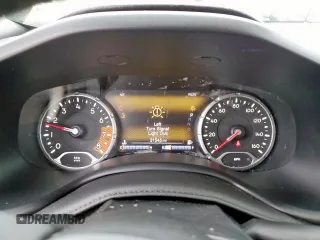 2021 Jeep Renegade Latitude z VIN ZACNJCBB0MPN12213, wystawiony jako Copart lot #64459505 z przebiegiem 31 545 mil mil oraz Szkoda całkowita • Salvage title. Historia ofert i sprzedaży dostępna na DreamBid. Obrazek 9.